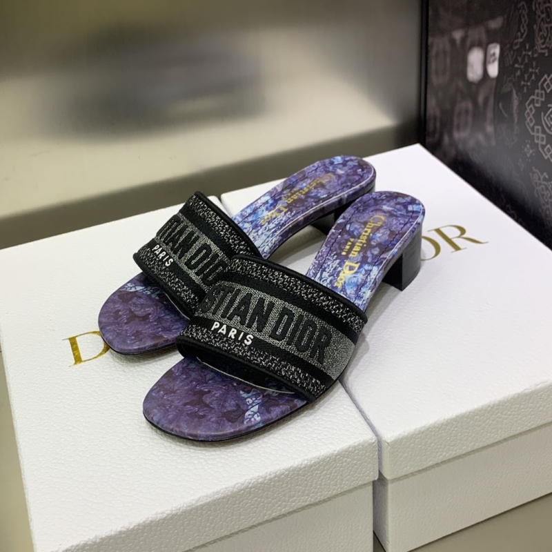 ch**an D*or slippers